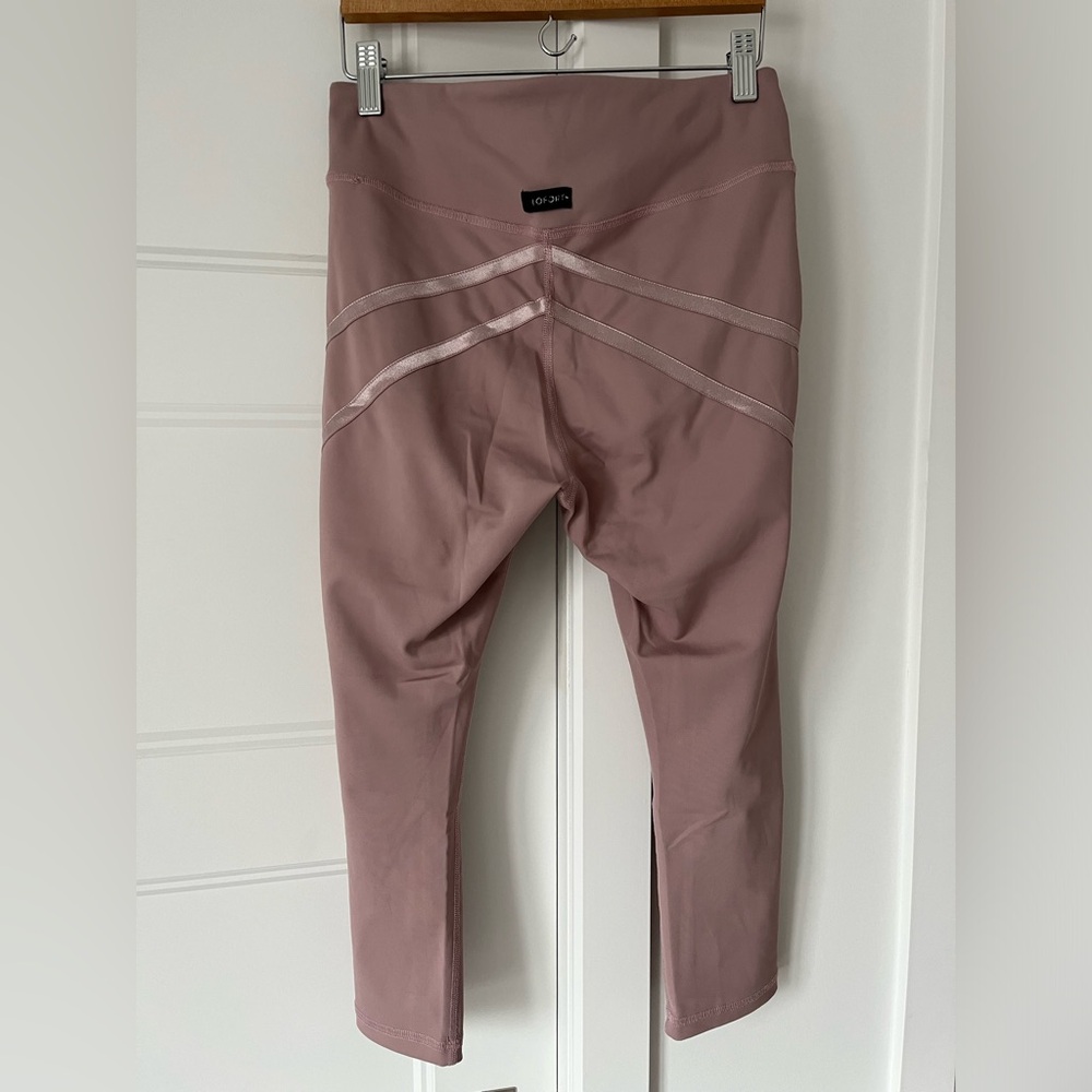 BELOFORTE & JED NORTH
PRE-OWNED | SET Bra & Capri Pants
NWOT Sparkly Leggings - Picture 3 of 13